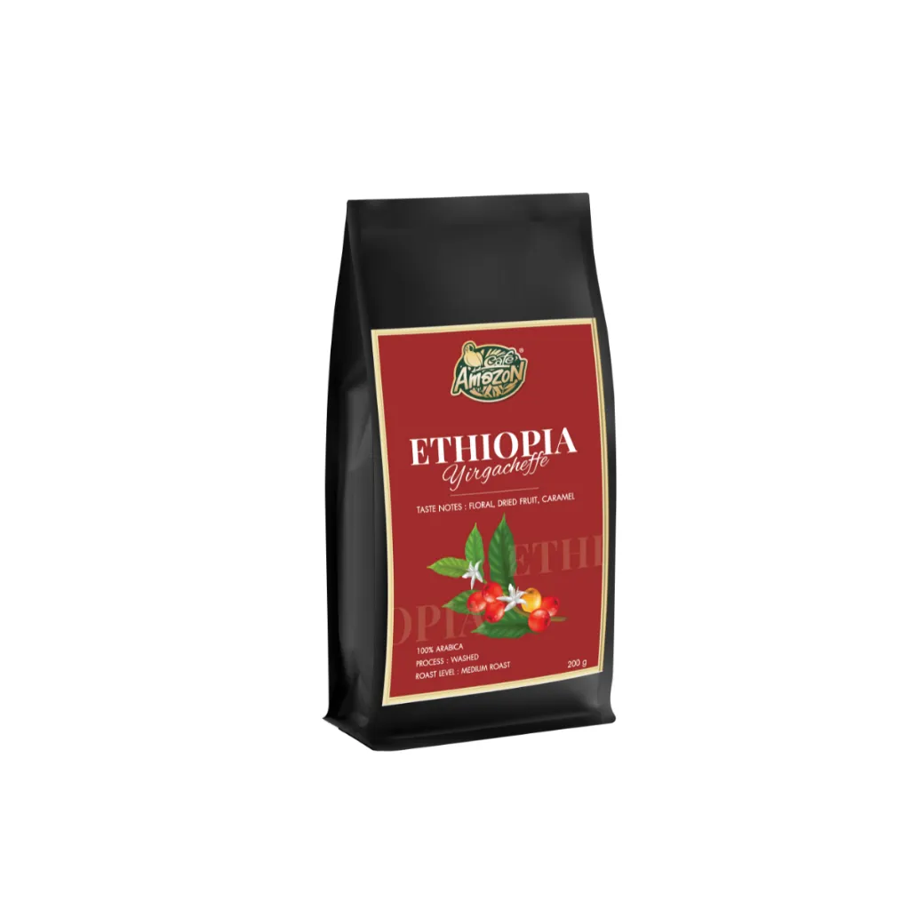 ภาพแสดงถุงเมล็ดกาแฟ Ethiopia Yirgacheffe ขนาด 200 กรัม ในถุงสีดำ-แดง พร้อมรายละเอียดรสชาติ Floral, Dried Fruit, Caramel