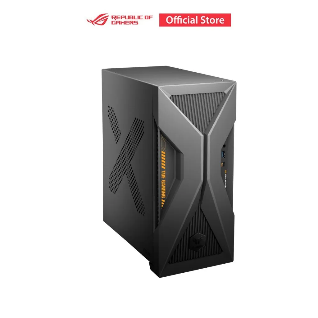 คอมพิวเตอร์ตั้งโต๊ะ ASUS TUF T500 มุมด้านหน้าเฉียงซ้าย เน้นลวดลายตัว X และพอร์ตหน้าเครื่อง
