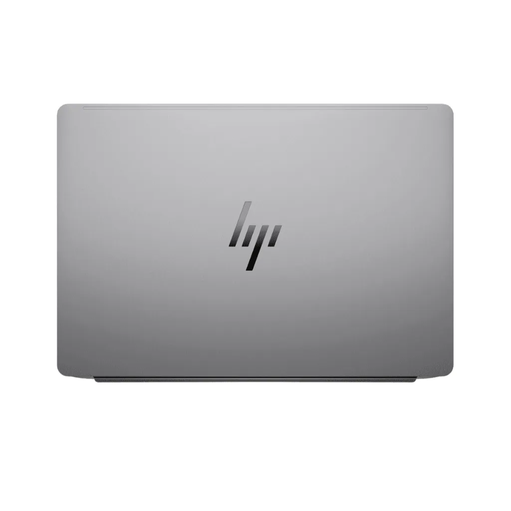 ฝาหลังอะลูมิเนียมพร้อมโลโก้ HP โชว์ดีไซน์เรียบหรู ของ HP ZBook Ultra 14 OLED เมื่อพับเครื่อง