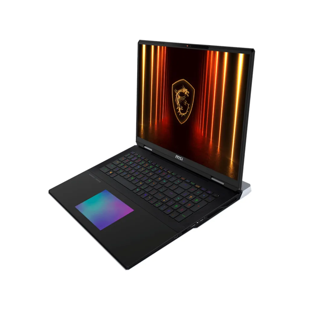 MSI Titan 18 HX RTX 5090 มุมเฉียงด้านซ้าย โชว์ดีไซน์ตัวเครื่องบางและคีย์บอร์ดไฟ RGB